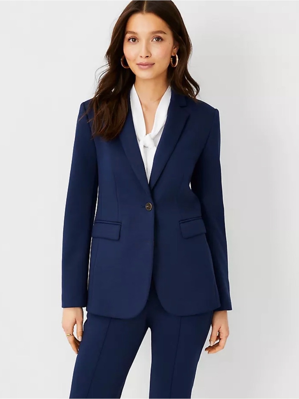 Ann Taylor Size 6 Navy Blue Tailored Blazer - Classic Single-Button